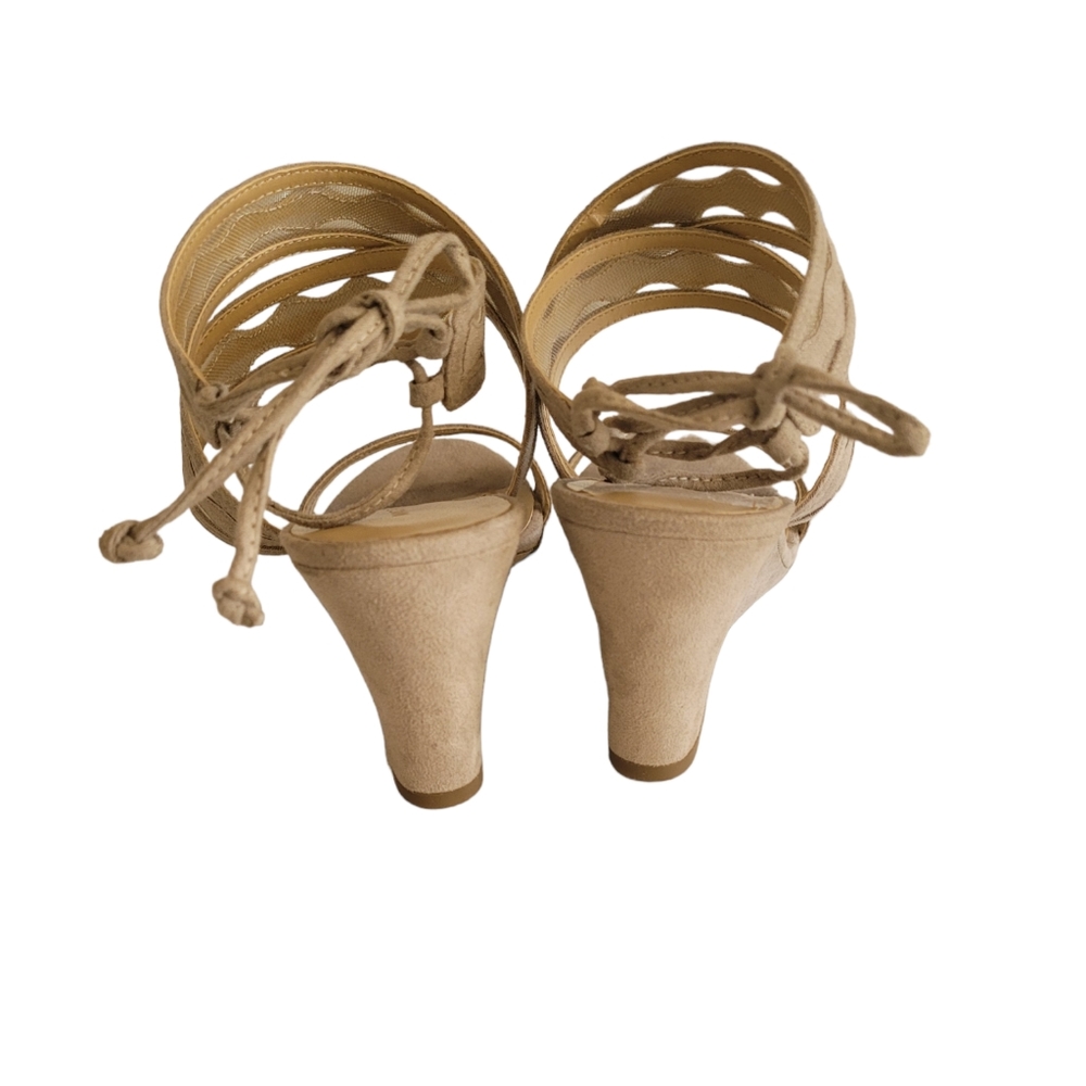 Sandals - Picture 3 of 4
